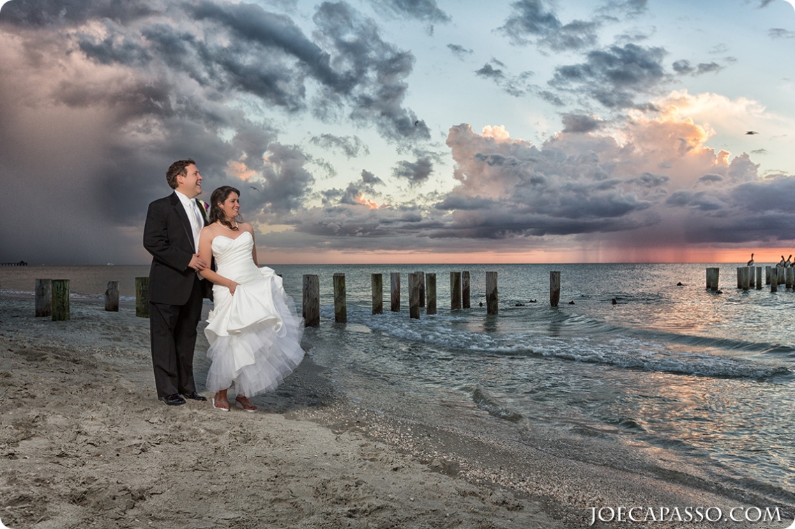 naples wedding photographer photographs wedding